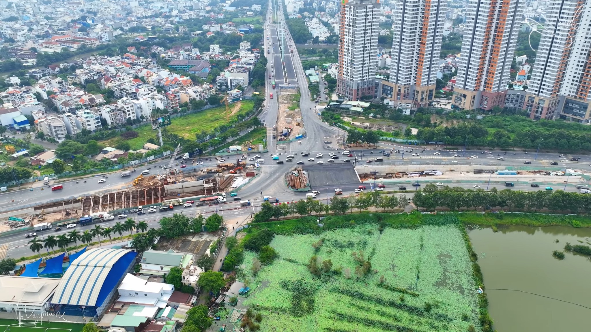 Dự án cho thuê xe cẩu thi công nút giao thông An Phú